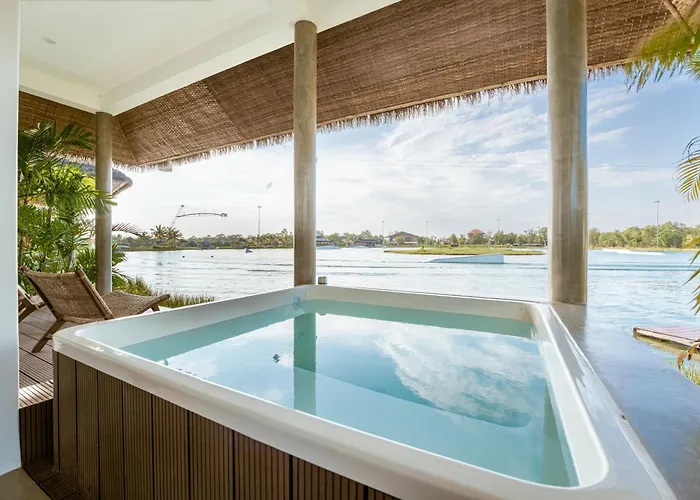 Hotel Wake Park Cambodia 4*